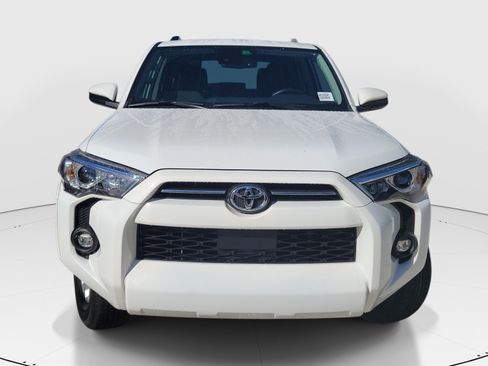 Used 2024 Toyota 4Runner SR5 RWD image 2