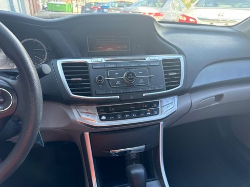 Used 2014 Honda Accord LX image 14