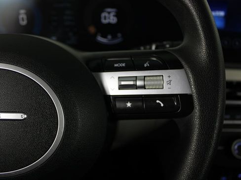 Certified 2025 Hyundai Tucson SE FWD image 26