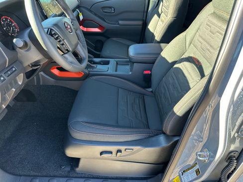 New 2026 Nissan Frontier Pro-X w/ Tow Package RWD image 9