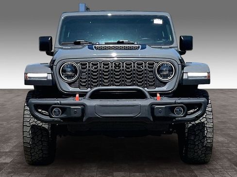 Used 2023 Jeep Gladiator Mojave w/ LED Lighting Group AWD/4WD image 5