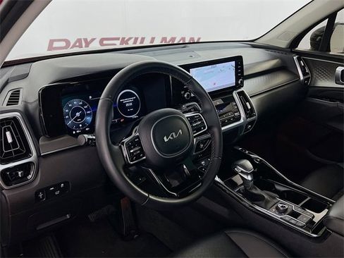 Used 2023 Kia Sorento SX image 37