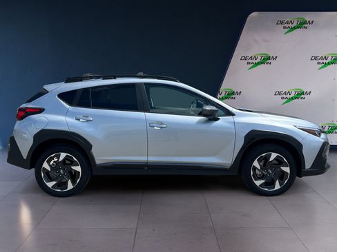 Certified 2025 Subaru Crosstrek 2.5i Limited w/ Crosstrek Mirror Package AWD/4WD image 9