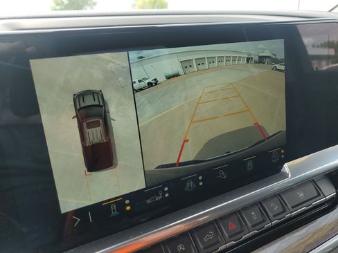 Used 2022 Chevrolet Silverado 1500 LTZ image 22