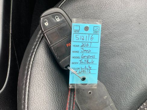 Used 2021 Jeep Compass Trailhawk image 10