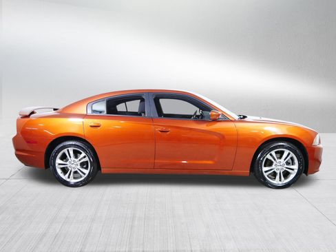 Used 2013 Dodge Charger SXT image 8