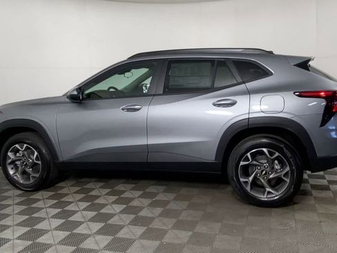 New 2026 Chevrolet Trax LT w/ Driver Confidence Package image 7