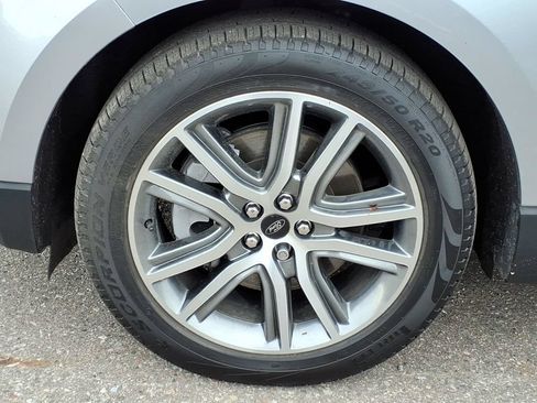 Used 2024 Ford Edge Titanium AWD/4WD image 9