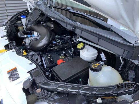 Used 2019 Ford Transit 150 XLT image 17