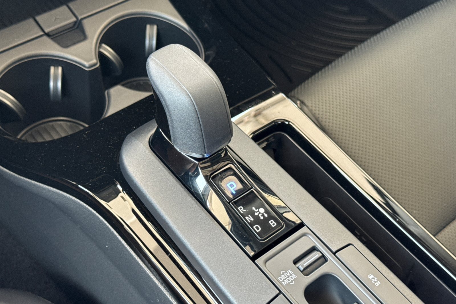 New 2027 Toyota Prius FWD image 23