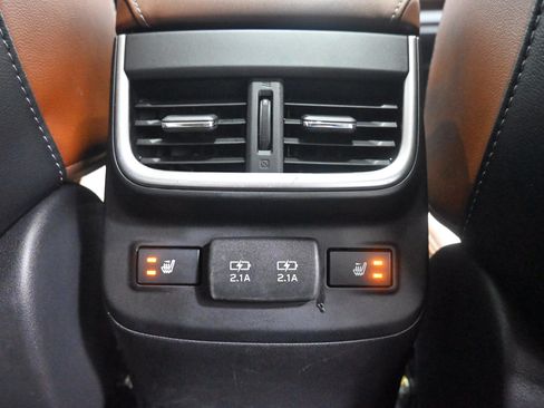 Used 2020 Subaru Outback Touring XT AWD/4WD image 32