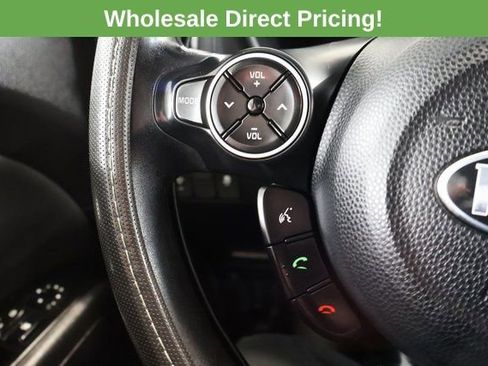 Used 2018 Kia Soul image 16