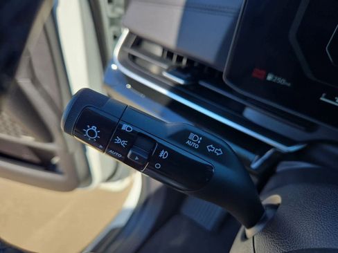 Certified 2026 Kia Carnival SX Prestige image 27