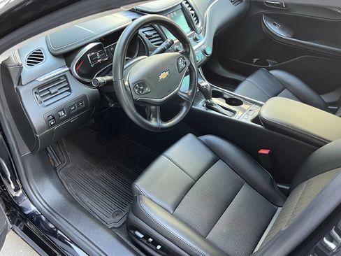 Used 2020 Chevrolet Impala LT w/ LT Convenience Package image 13