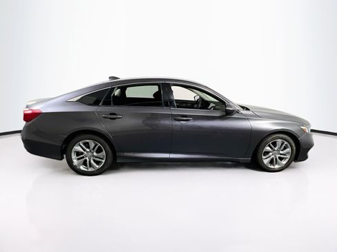 Used 2018 Honda Accord LX image 4