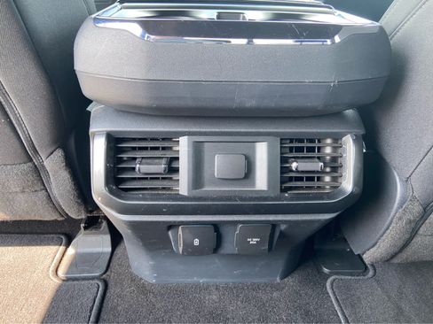 Used 2022 Ford F150 XLT w/ Equipment Group 302A High AWD/4WD image 16