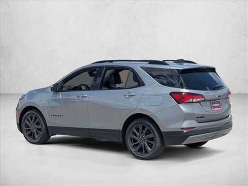 Used 2023 Chevrolet Equinox RS FWD image 7