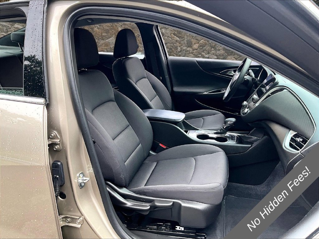 Used 2022 Chevrolet Malibu LS w/ Driver Confidence Package II FWD image 7