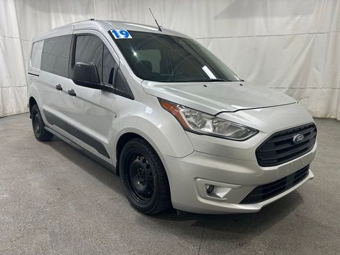 Used 2019 Ford Transit Connect XLT image 2
