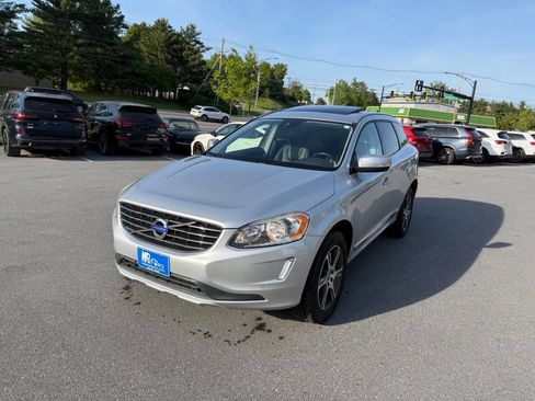Used 2015 Volvo XC60 T6 AWD/4WD image 2