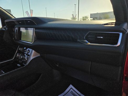 Certified 2024 GMC Yukon Denali w/ Advanced Technology Package AWD/4WD image 31