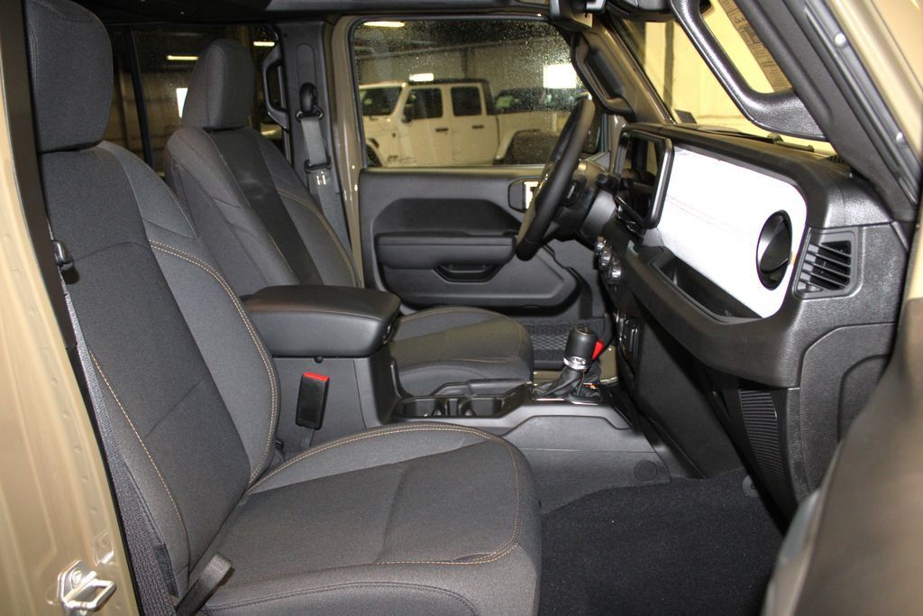 New 2026 Jeep Gladiator Sport AWD/4WD image 26