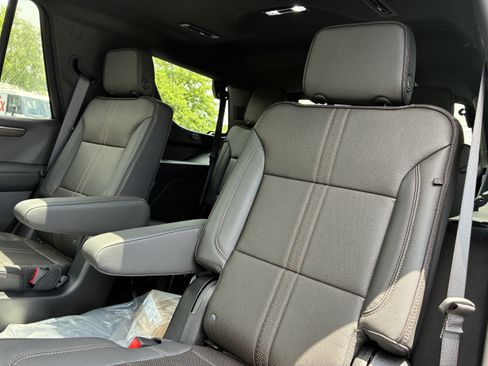New 2026 Chevrolet Tahoe High Country AWD/4WD image 13