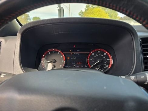 Used 2024 Nissan Frontier PRO-4X w/ Off-Road Protection Package image 32