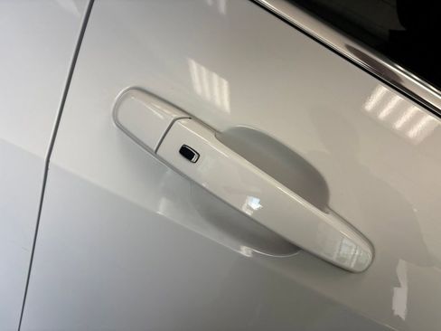 Used 2023 Chevrolet Malibu LT FWD image 10