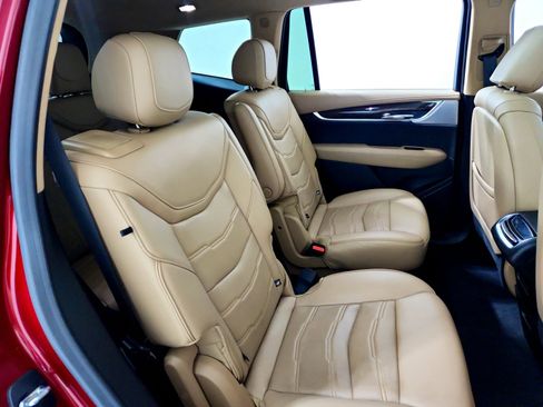 Used 2020 Cadillac XT6 Premium Luxury w/ Platinum Package image 29