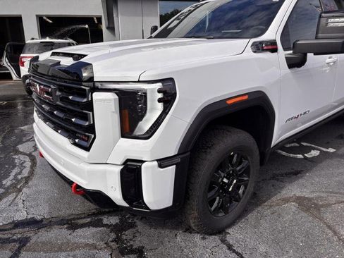 New 2026 GMC Sierra 2500 AT4 w/ AT4 Premium Plus Package image 8