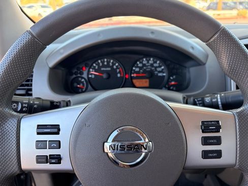 Certified 2021 Nissan Frontier SV w/ Midnight Edition Floor Mats RWD image 29