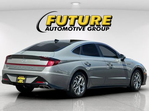 Used 2022 Hyundai Sonata SEL w/ Convenience Package FWD image 4