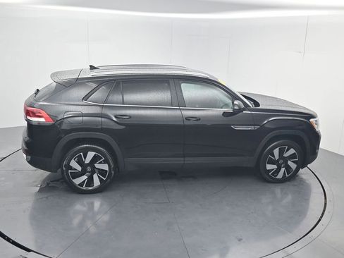 Used 2024 Volkswagen Atlas Cross Sport SE FWD image 59