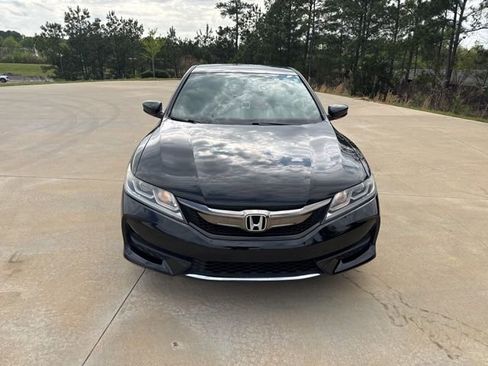 Used 2017 Honda Accord LX-S image 2