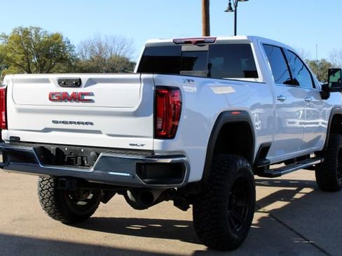 Used 2023 GMC Sierra 2500 SLT w/ SLT Convenience Package AWD/4WD image 3