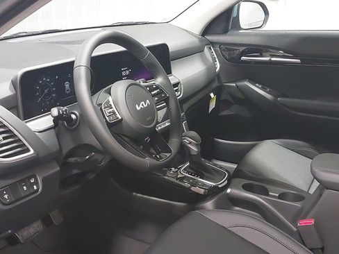 New 2026 Kia Seltos EX image 16