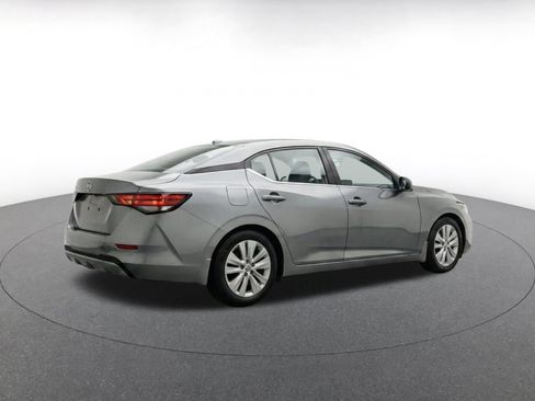 Used 2025 Nissan Sentra S FWD image 9