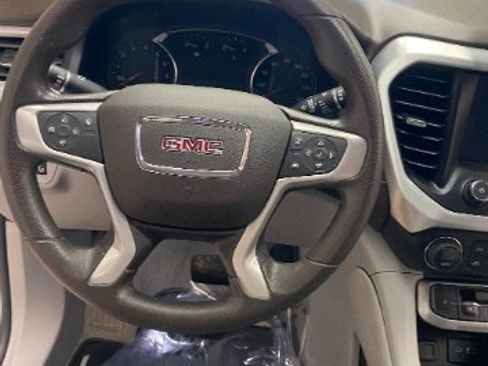 Used 2023 GMC Acadia SLE w/ Driver Convenience Package AWD/4WD image 24