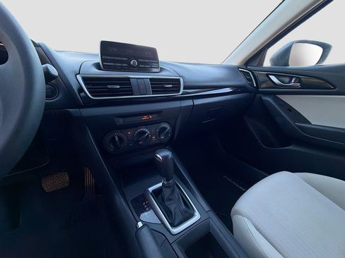 Used 2014 MAZDA MAZDA3 i Sport image 24