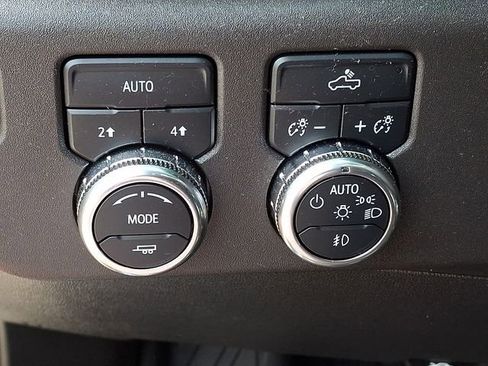Used 2024 GMC Sierra 1500 Elevation AWD/4WD image 18
