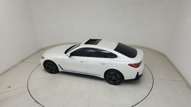 Used 2024 BMW i4 eDrive40 RWD image 17