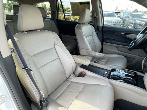 Used 2022 Honda Pilot Elite image 34