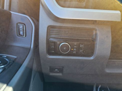 Used 2023 Ford F350 XLT w/ FX4 Off-Road Package image 26