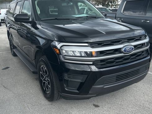Used 2024 Ford Expedition Max XLT image 9