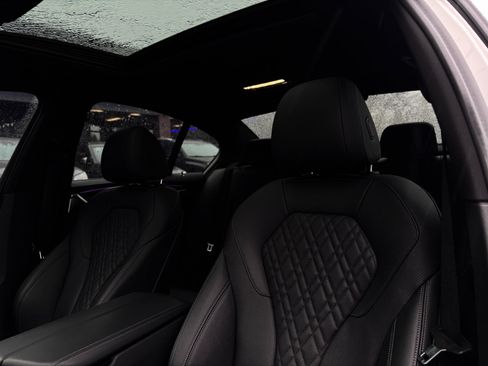 Used 2022 BMW 530i xDrive w/ M Sport Package image 27