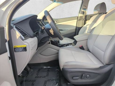Used 2018 Hyundai Tucson SEL FWD image 11