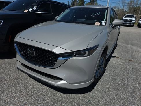 Used 2025 MAZDA CX-5 AWD 2.5 S w/ Preferred Package image 3