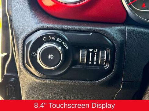 Used 2018 Jeep Wrangler Unlimited Rubicon image 28