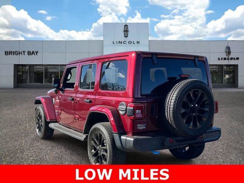 Used 2022 Jeep Wrangler Unlimited Sahara w/ Cold Weather Group image 5